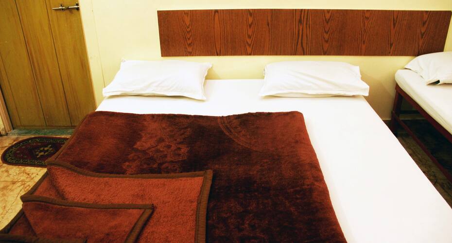 Hotel Sai Seva, Shirdi 5